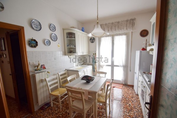 appartamento in vendita a Genova in zona Palmaro / Pra'