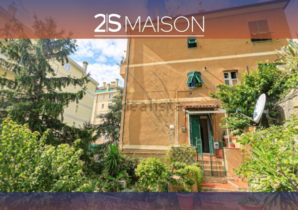 appartamento in vendita a Genova in zona Oregina