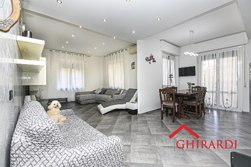 appartamento in vendita a Genova in zona Sestri Ponente