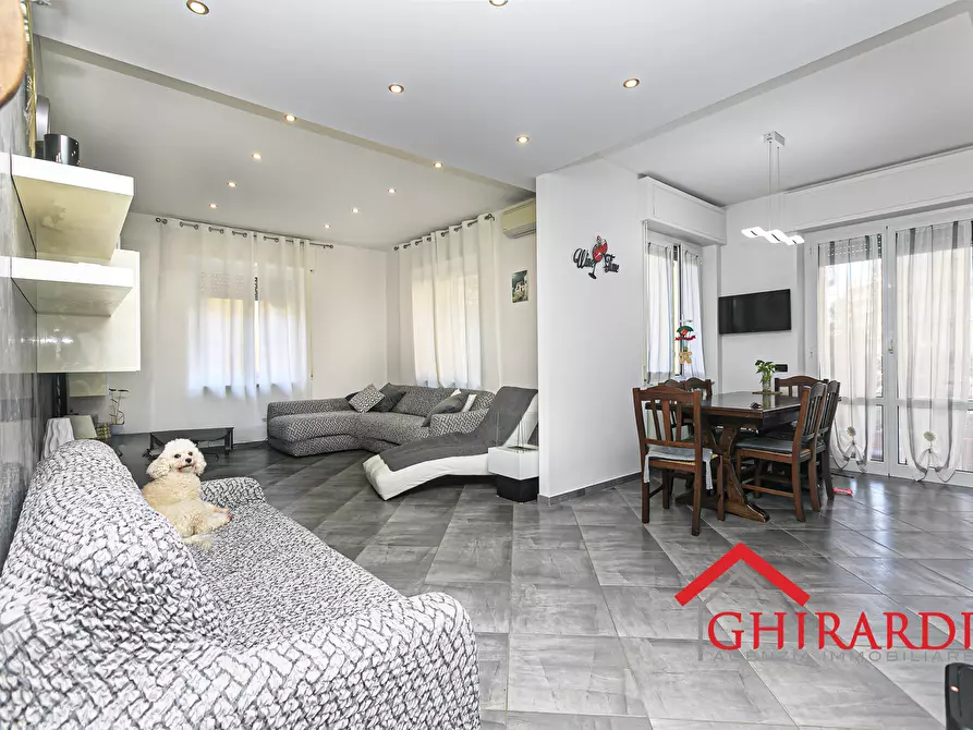 appartamento in vendita a Genova in zona Sestri Ponente