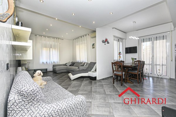 appartamento in vendita a Genova in zona Sestri Ponente