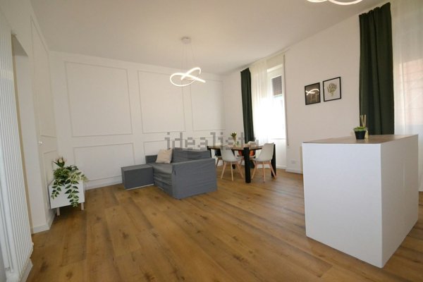 appartamento in vendita a Genova in zona Sestri Ponente