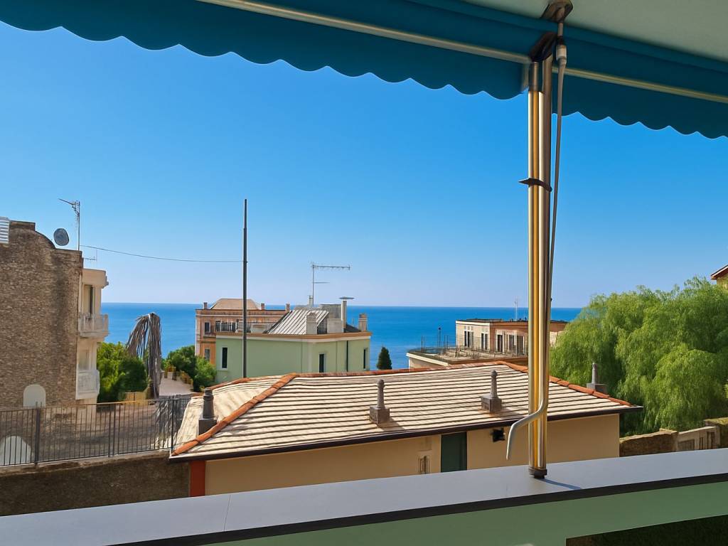 appartamento in vendita a Genova in zona Nervi
