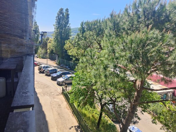 appartamento in vendita a Genova in zona Molassana