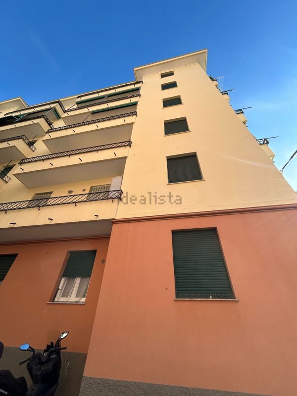 appartamento in vendita a Genova in zona Palmaro / Pra'