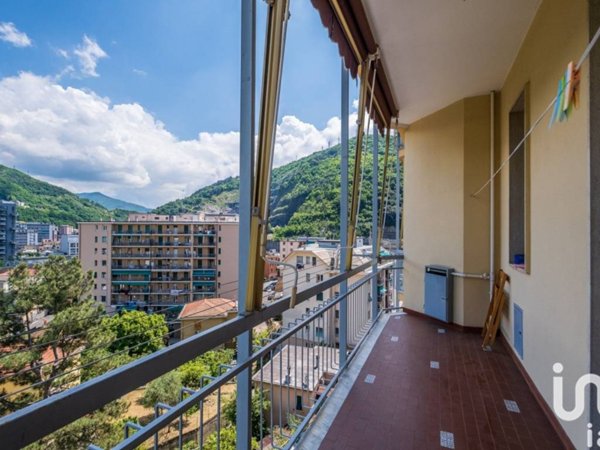 appartamento in vendita a Genova in zona Molassana