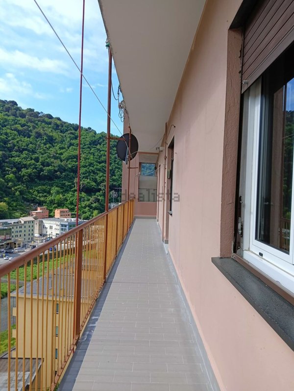 appartamento in vendita a Genova in zona Staglieno