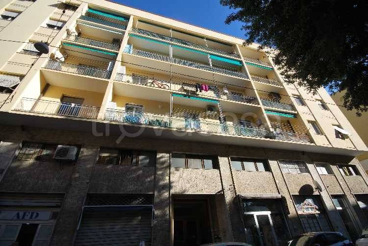 appartamento in vendita a Genova in zona Sturla