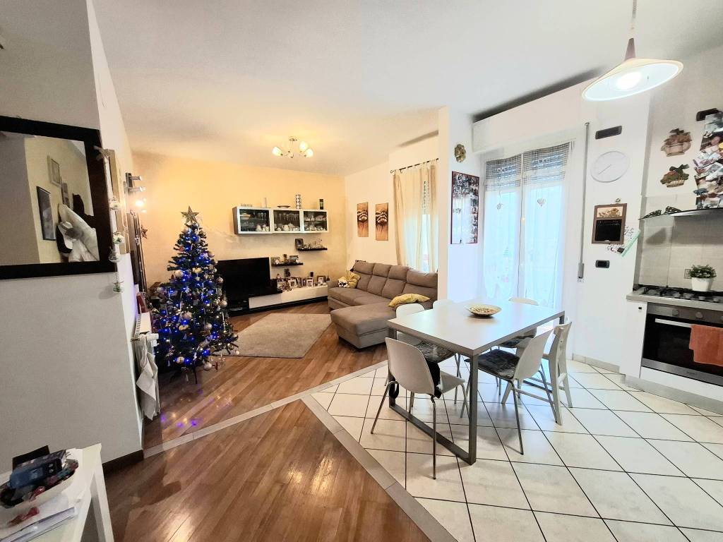 appartamento in vendita a Genova in zona Sampierdarena