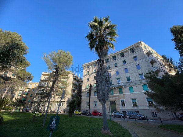 appartamento in vendita a Genova in zona Pegli