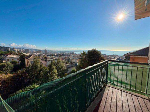 appartamento in vendita a Genova in zona Pegli