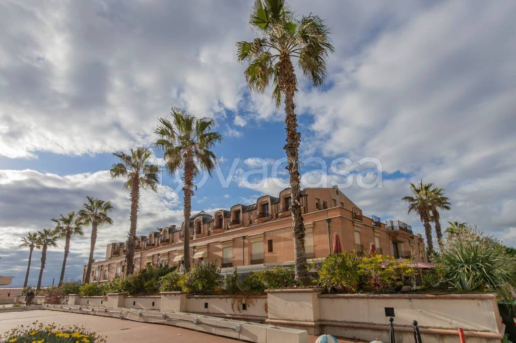 appartamento in vendita a Genova in zona Albaro