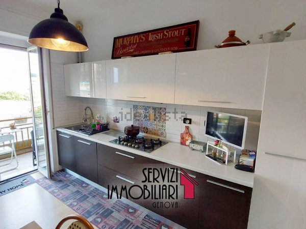 appartamento in vendita a Genova in zona Palmaro / Pra'