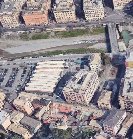 appartamento in vendita a Genova in zona Marassi