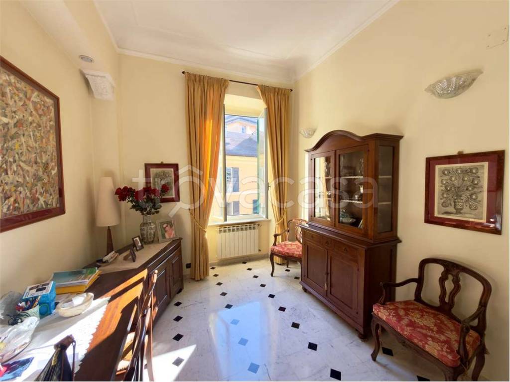 appartamento in vendita a Genova in zona Castelletto