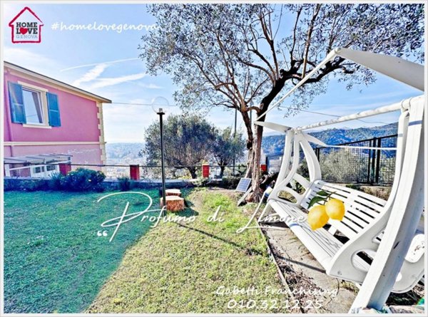 casa indipendente in vendita a Genova in zona Apparizione