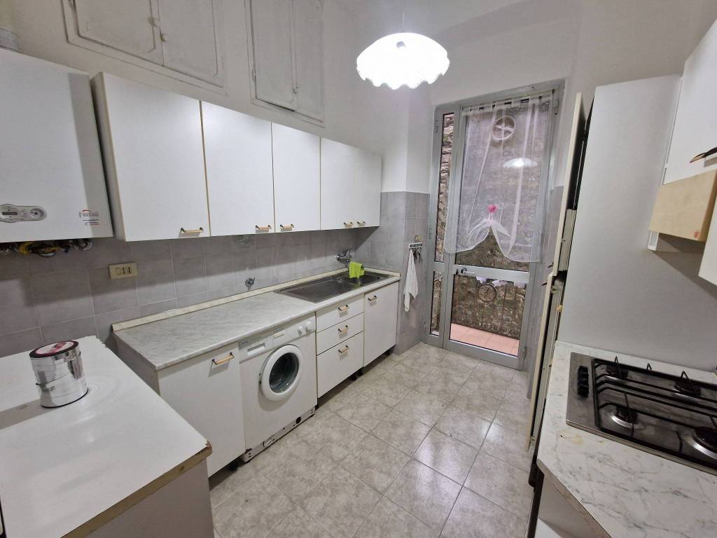 appartamento in vendita a Genova in zona Oregina