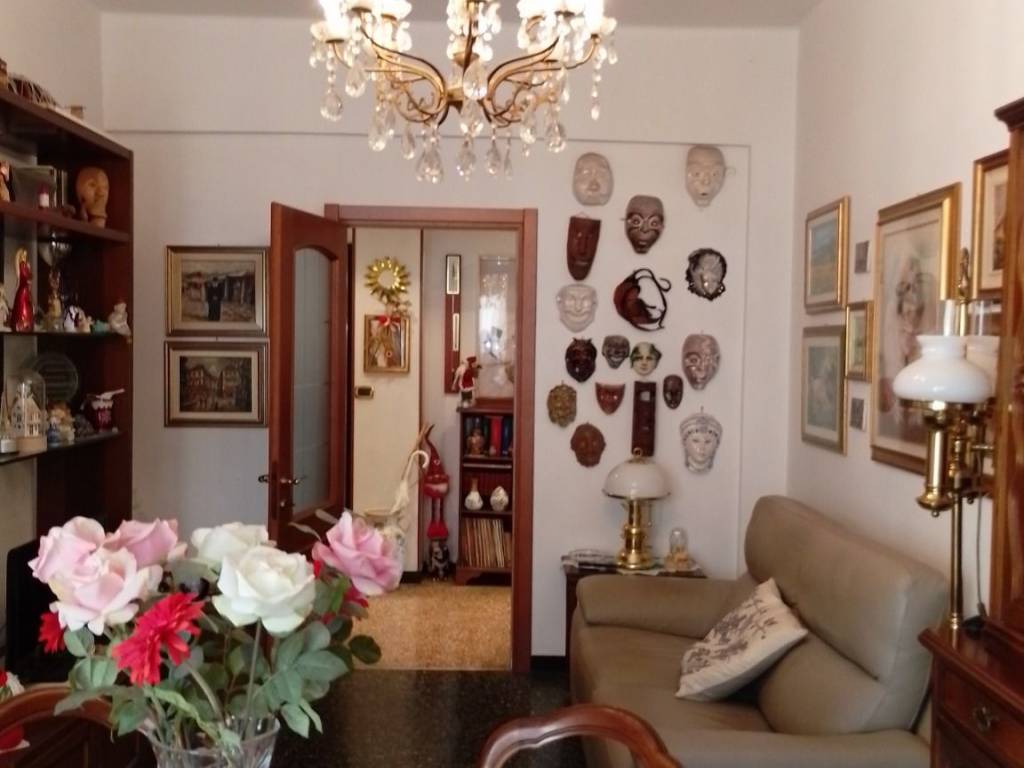 appartamento in vendita a Genova in zona Sampierdarena