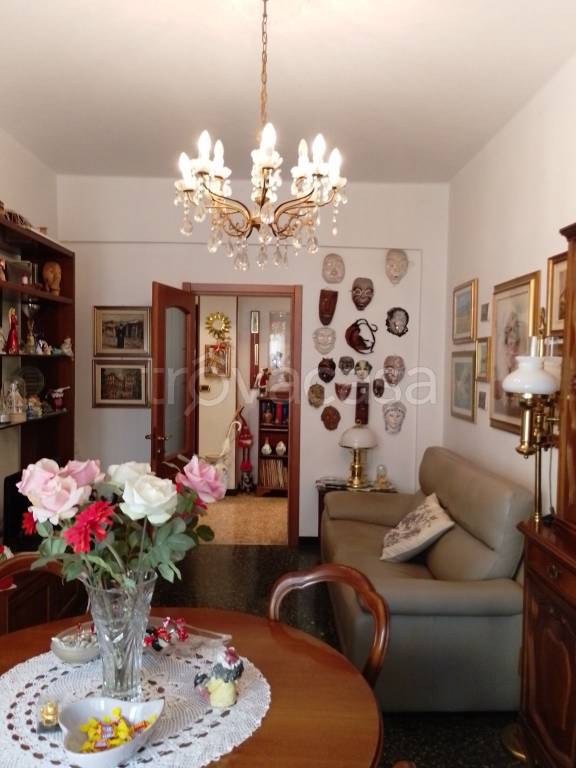 appartamento in vendita a Genova in zona Sampierdarena