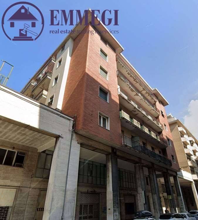 appartamento in vendita a Genova in zona Sampierdarena