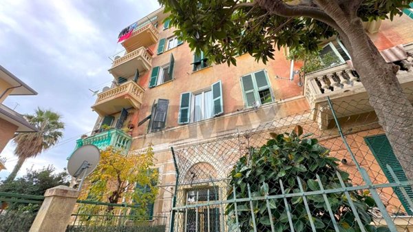 appartamento in vendita a Genova in zona Pegli