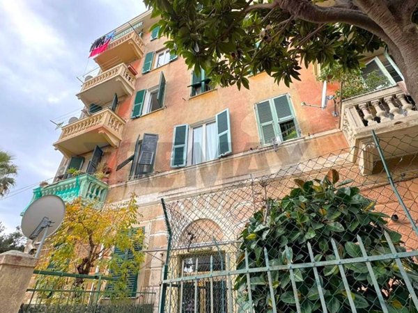 appartamento in vendita a Genova in zona Pegli
