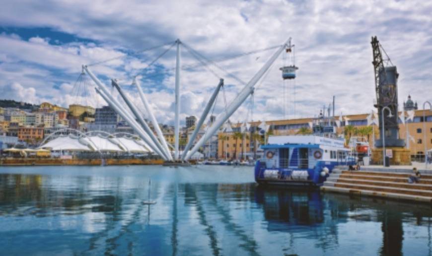 appartamento in vendita a Genova in zona Sottoripa / Maddalena / Molo