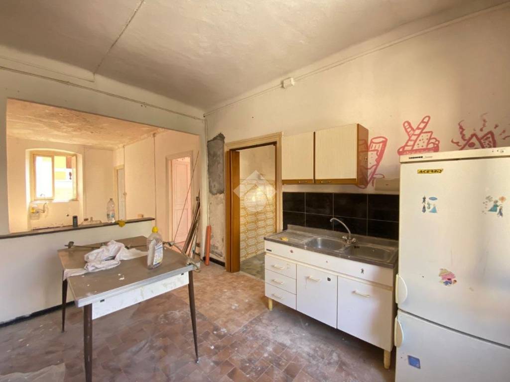 appartamento in vendita a Genova in zona Pontedecimo