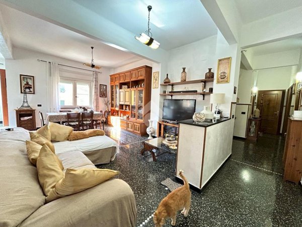 pentavano in vendita a Genova in zona Pontedecimo