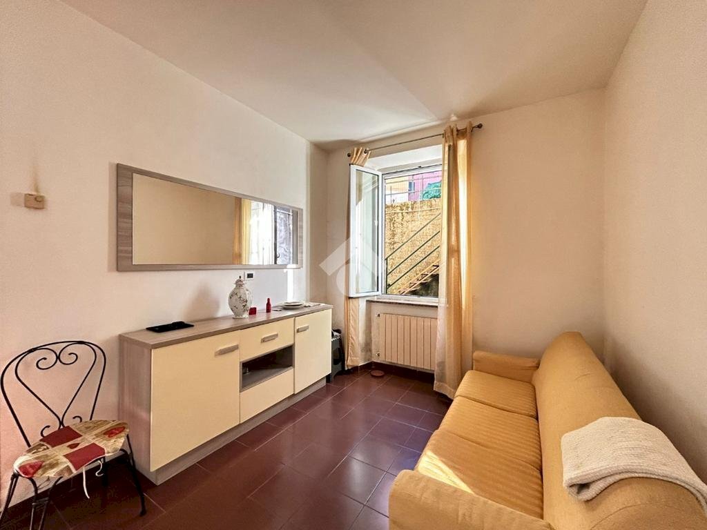 quadrivano in vendita a Genova in zona Pontedecimo