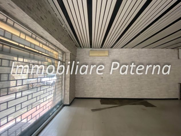 negozio in vendita a Genova in zona Sampierdarena