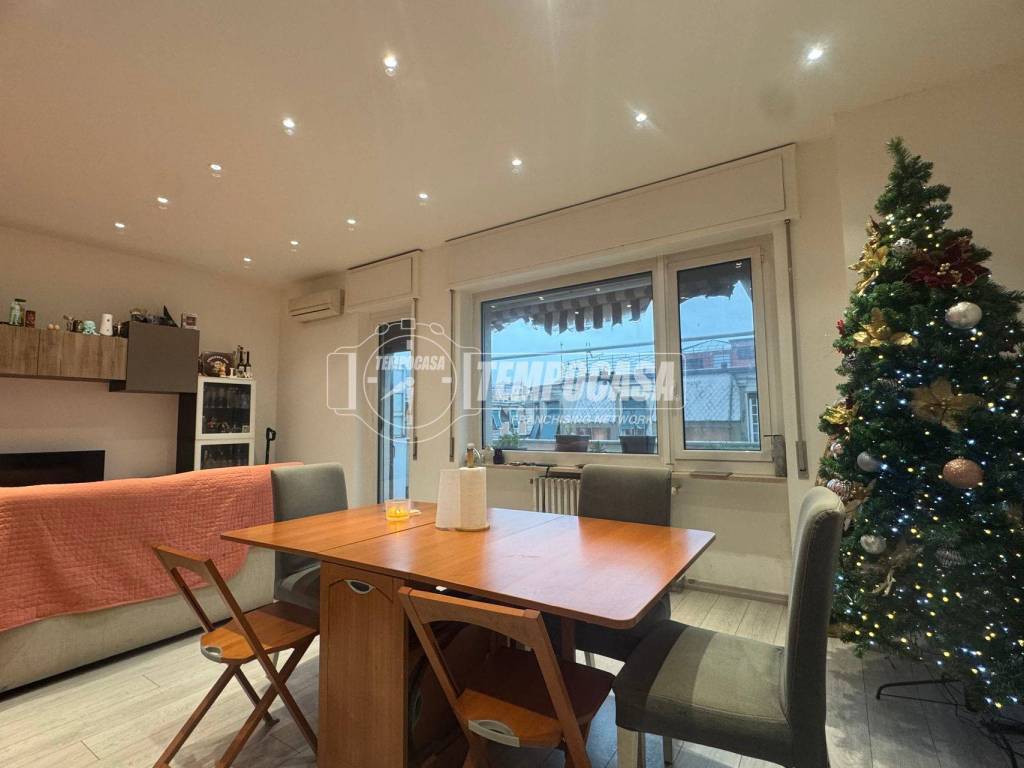 appartamento in vendita a Genova in zona Sampierdarena