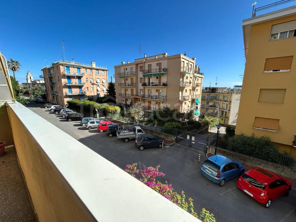 appartamento in vendita a Genova in zona Pegli