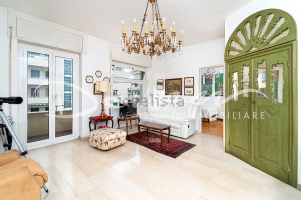 appartamento in vendita a Genova in zona Foce