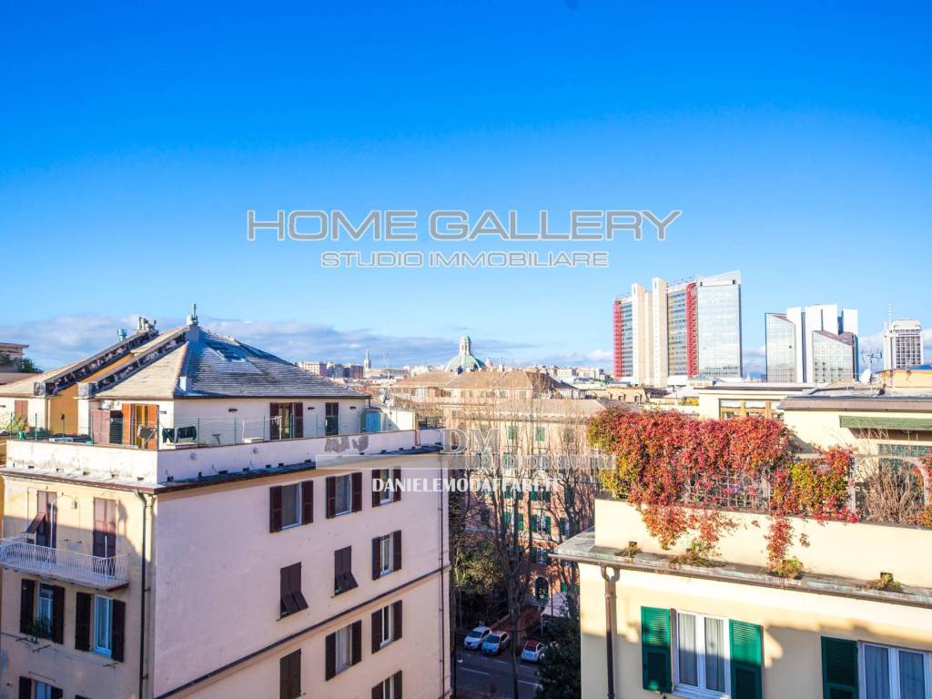 appartamento in vendita a Genova in zona Foce