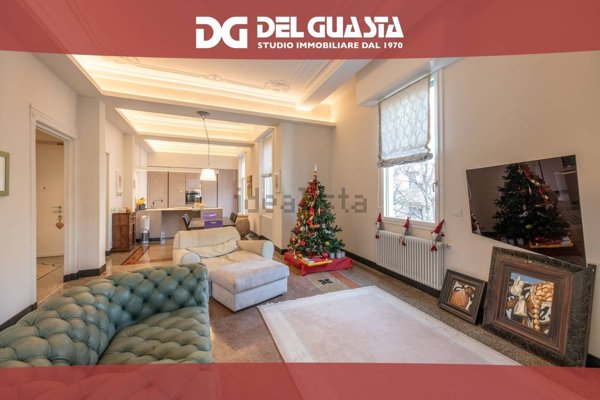 appartamento in vendita a Genova in zona Carignano