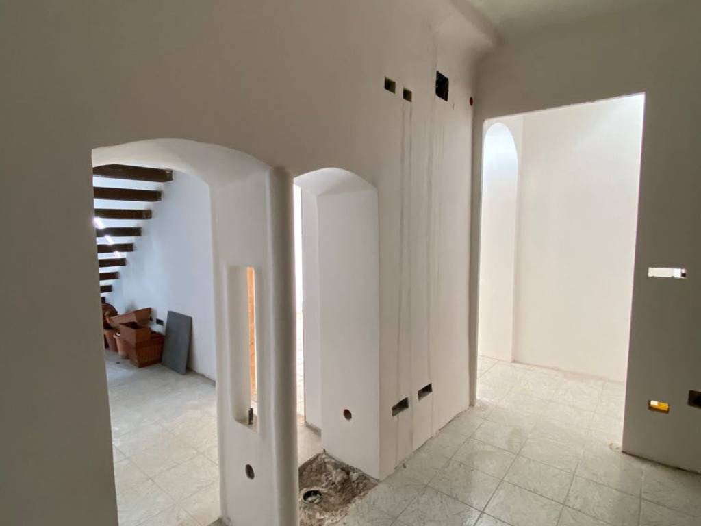 negozio in vendita a Genova in zona Sestri Ponente