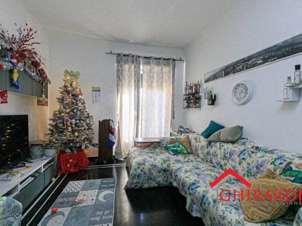 appartamento in vendita a Genova in zona Sestri Ponente