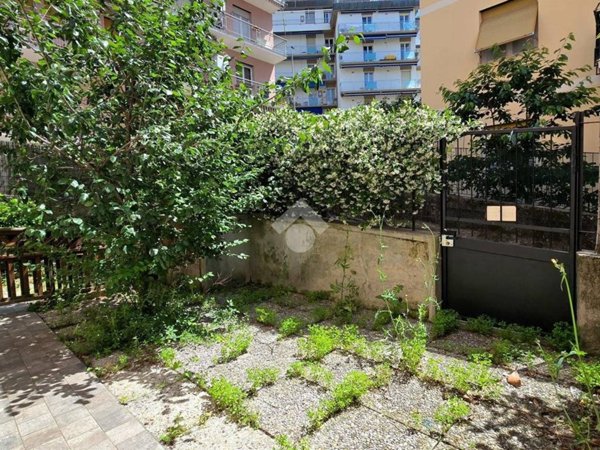 appartamento in vendita a Genova in zona Pegli