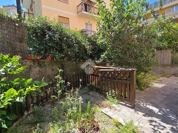appartamento in vendita a Genova in zona Pegli