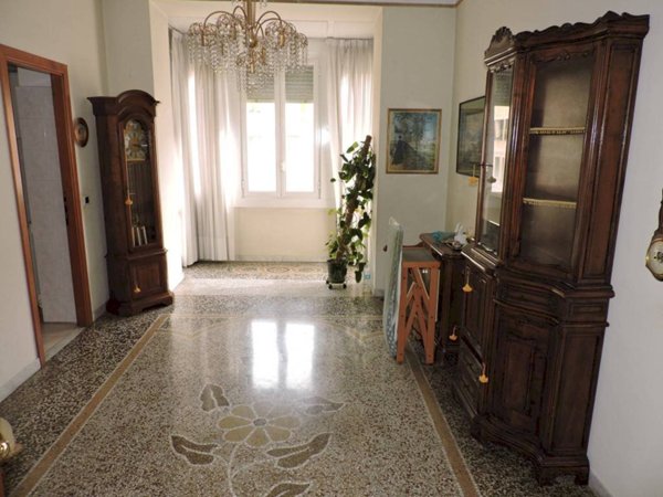 appartamento in vendita a Genova in zona Sampierdarena