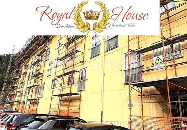 appartamento in vendita a Genova in zona Acquasanta