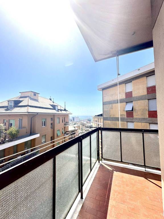 appartamento in vendita a Genova in zona Sampierdarena