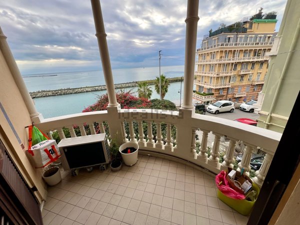 appartamento in vendita a Genova in zona Pegli
