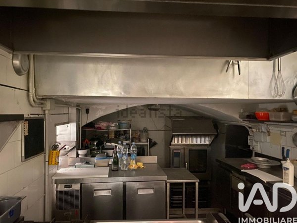 negozio in vendita a Genova in zona Sottoripa / Maddalena / Molo