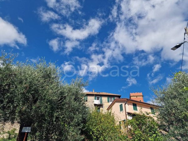 appartamento in vendita a Genova in zona Struppa