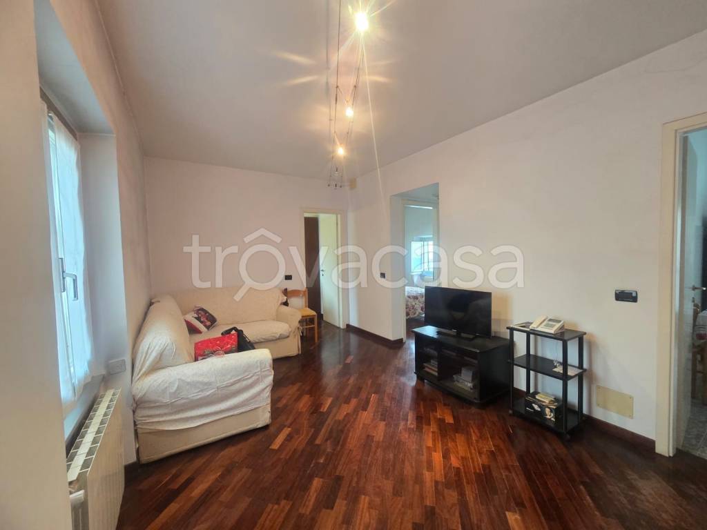 appartamento in vendita a Genova in zona Sestri Ponente