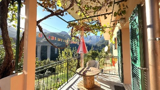 appartamento in vendita a Genova in zona Voltri