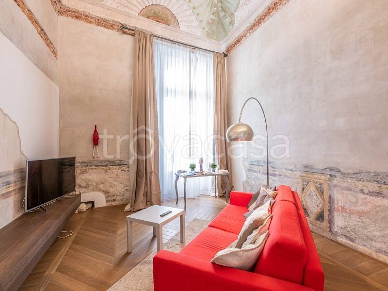 appartamento in vendita a Genova in zona Sottoripa / Maddalena / Molo