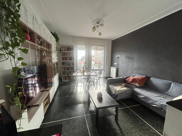 appartamento in vendita a Genova in zona Marassi